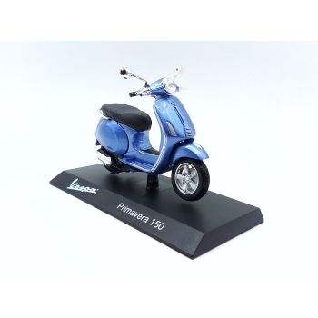 Skuter Vespa Primavera 150 2014 light blue - skala 1:18 - Centauria